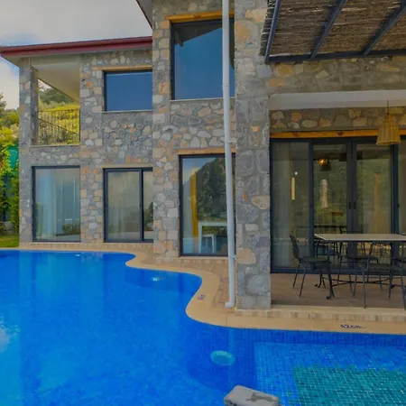Pine Villa